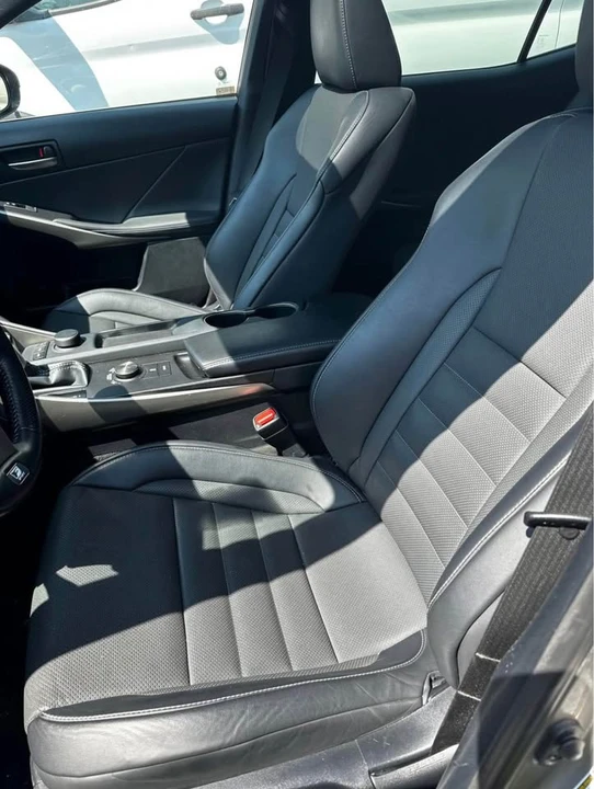 2020 Lexus IS 3rd Gen - Image 5 of 10
