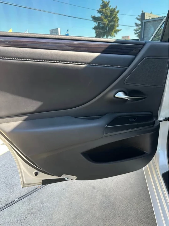 2020 Lexus IS 3rd Gen - Image 7 of 13