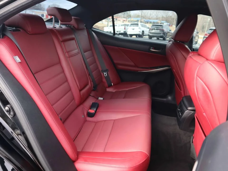 2020 Lexus IS 3rd Gen - Image 9 of 17