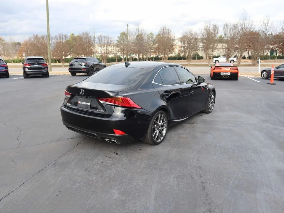 2020 Lexus IS 3rd Gen - Image 11 of 17