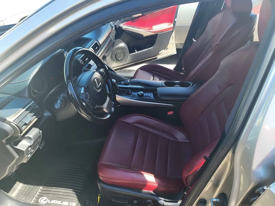2020 Lexus IS 3rd Gen - Image 5 of 11