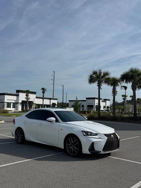 2020 Lexus IS 3rd Gen - Image 8 of 20