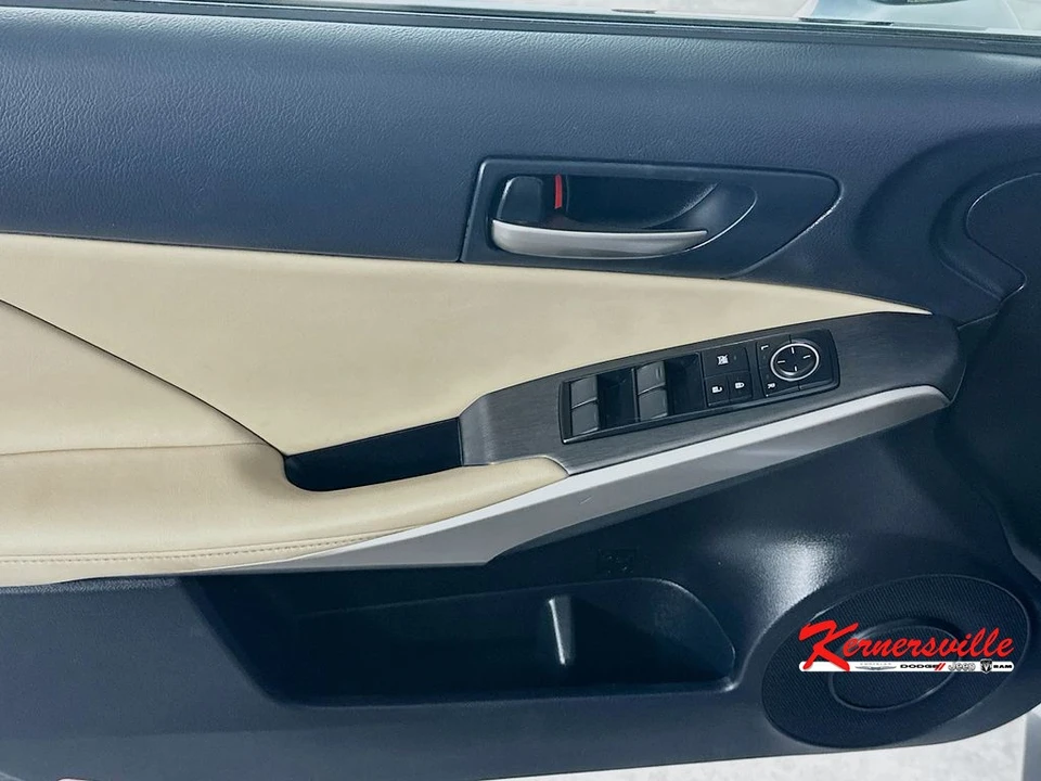 2020 Lexus IS 3rd Gen - Image 23 of 24