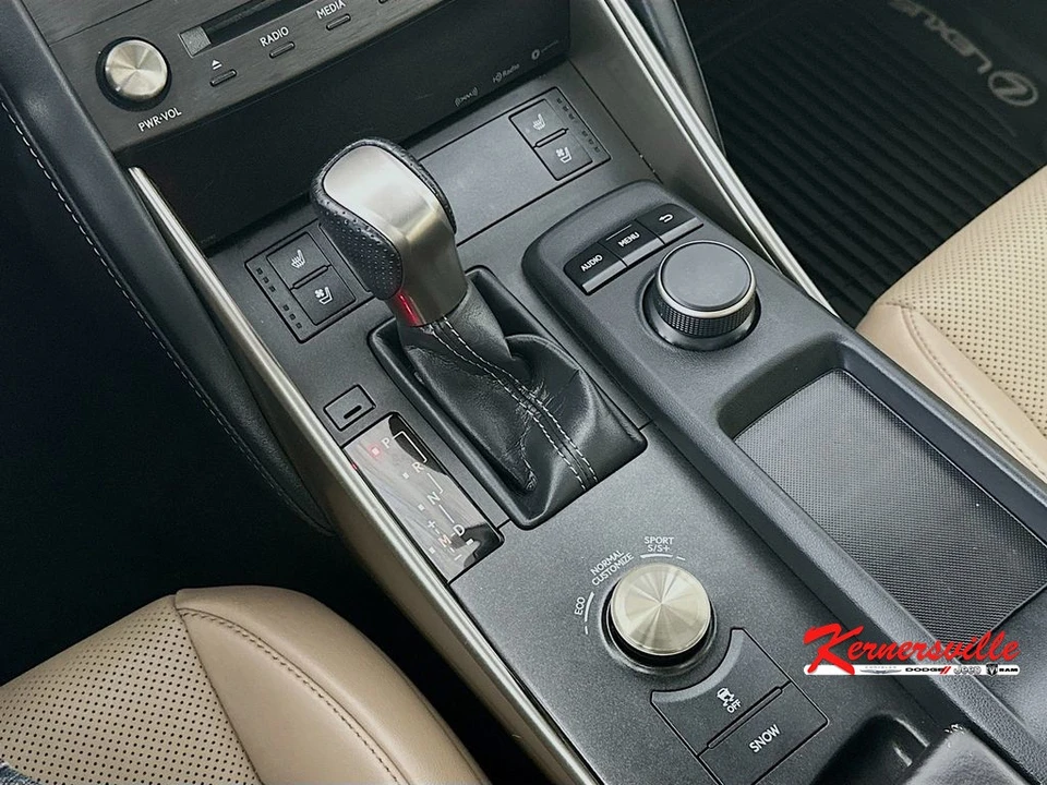 2020 Lexus IS 3rd Gen - Image 16 of 24