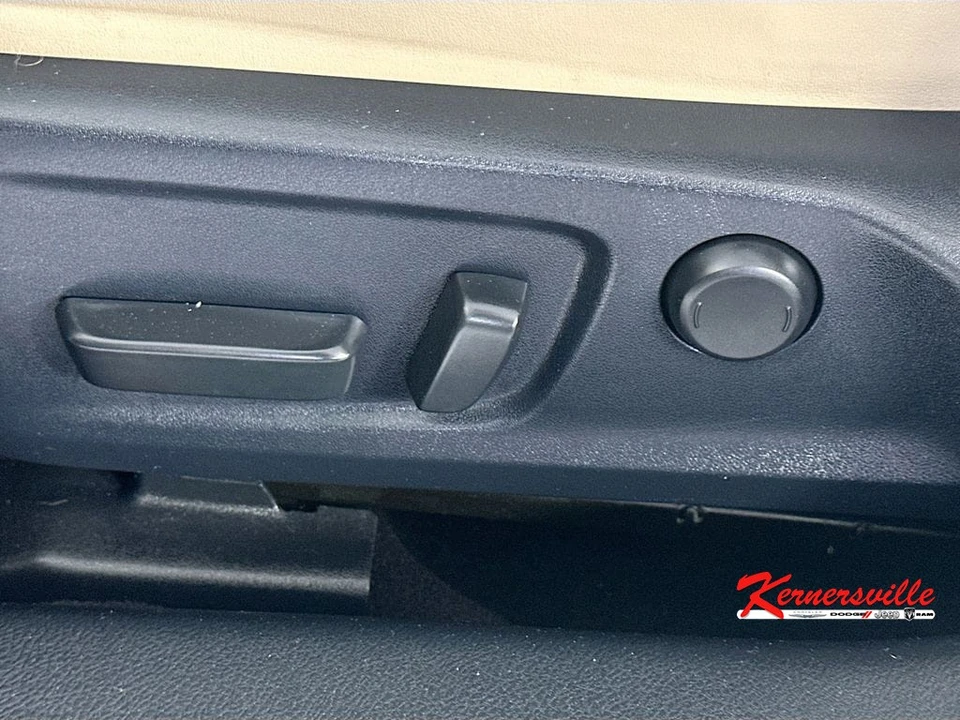 2020 Lexus IS 3rd Gen - Image 21 of 24
