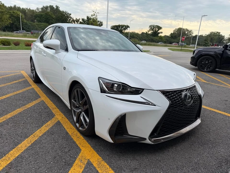2020 Lexus IS 3rd Gen - Image 4 of 12