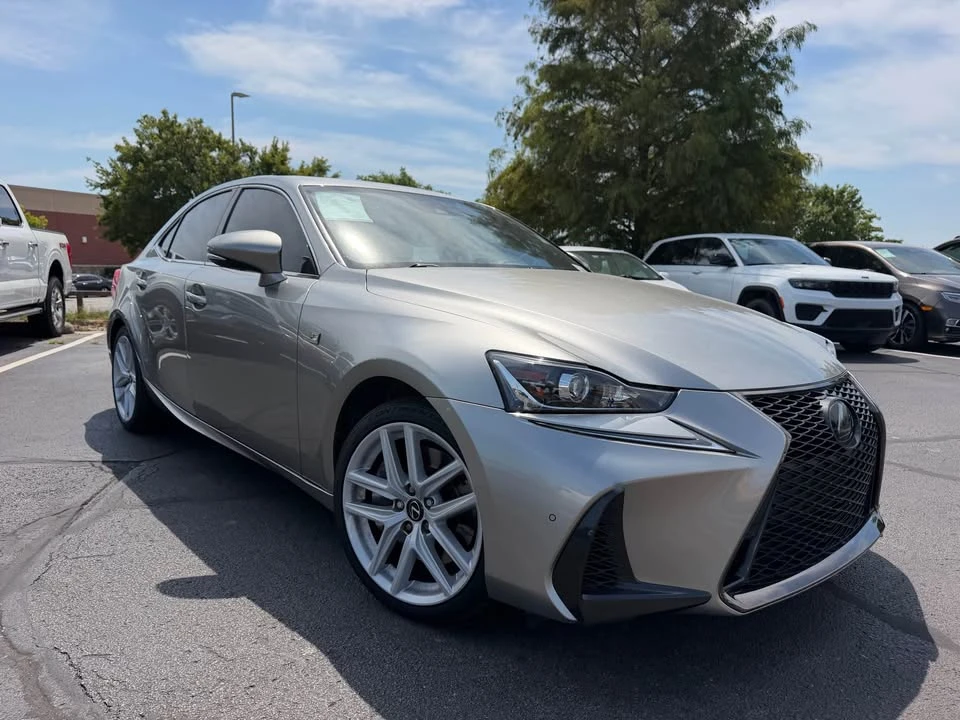 2020 Lexus IS 3rd Gen - Image 6 of 16