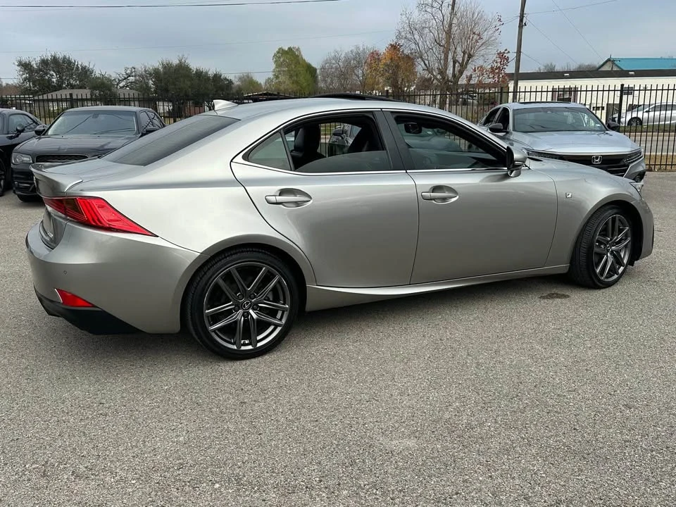 2020 Lexus IS 3rd Gen - Image 6 of 20