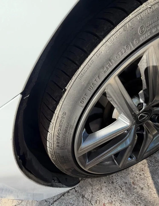 2020 Lexus IS 3rd Gen - Image 6 of 10