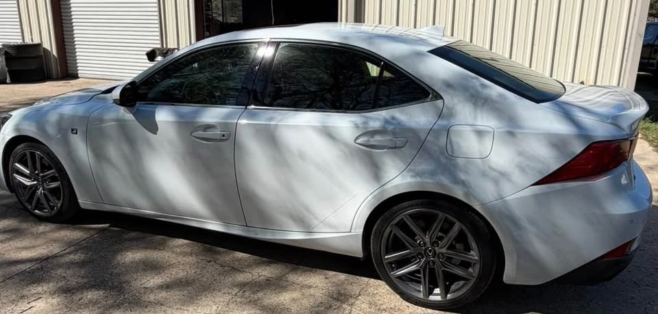 2020 Lexus IS 3rd Gen - Image 5 of 10