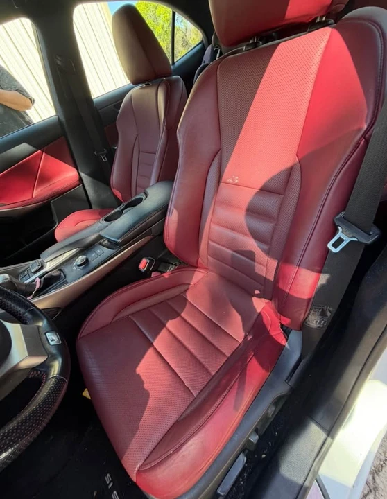 2020 Lexus IS 3rd Gen - Image 8 of 10