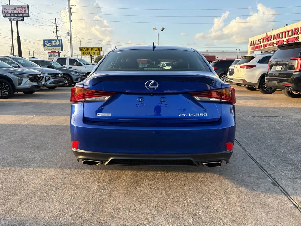 2020 Lexus IS 3rd Gen - Image 6 of 19