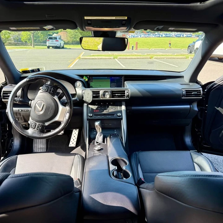 2020 Lexus IS 3rd Gen - Image 9 of 15