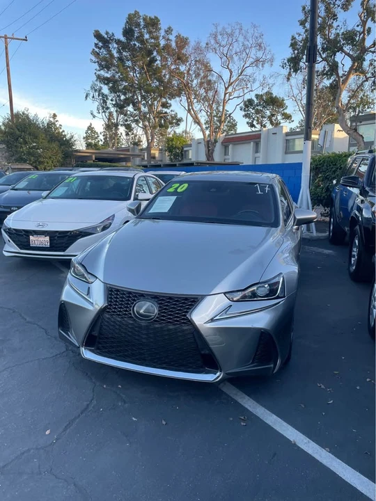 2020 Lexus IS 3rd Gen - Image 5 of 5