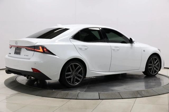 2020 Lexus IS 3rd Gen - Image 4 of 12