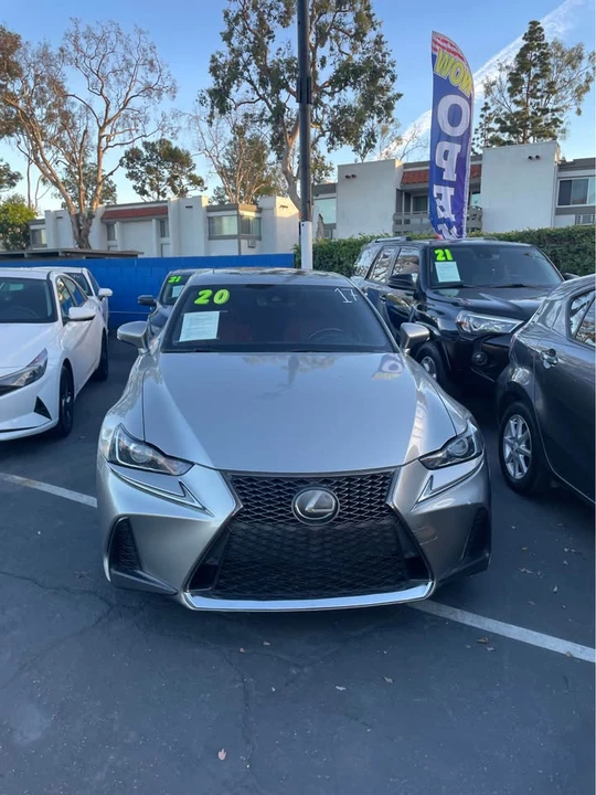 2020 Lexus IS 3rd Gen - Image 3 of 5