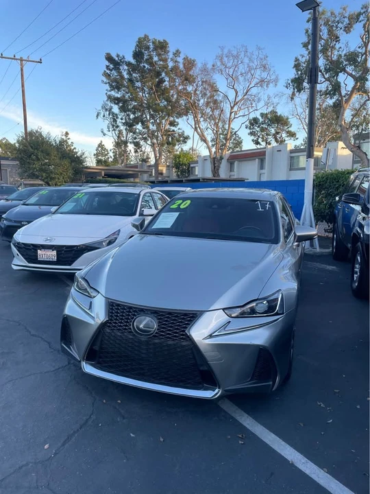 2020 Lexus IS 3rd Gen - Image 2 of 5