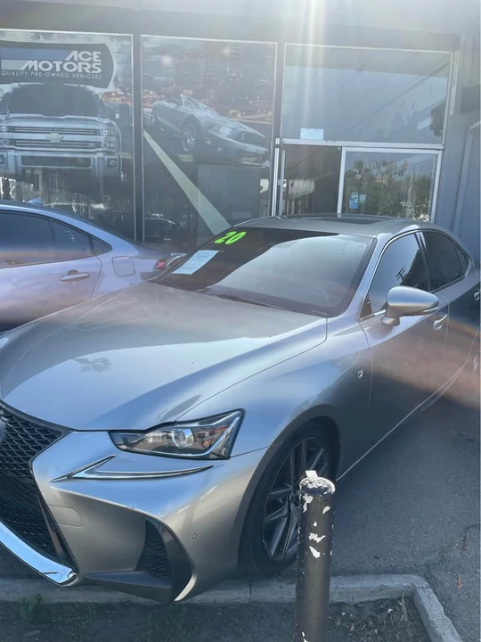 2020 Lexus IS 3rd Gen - Image 2 of 3