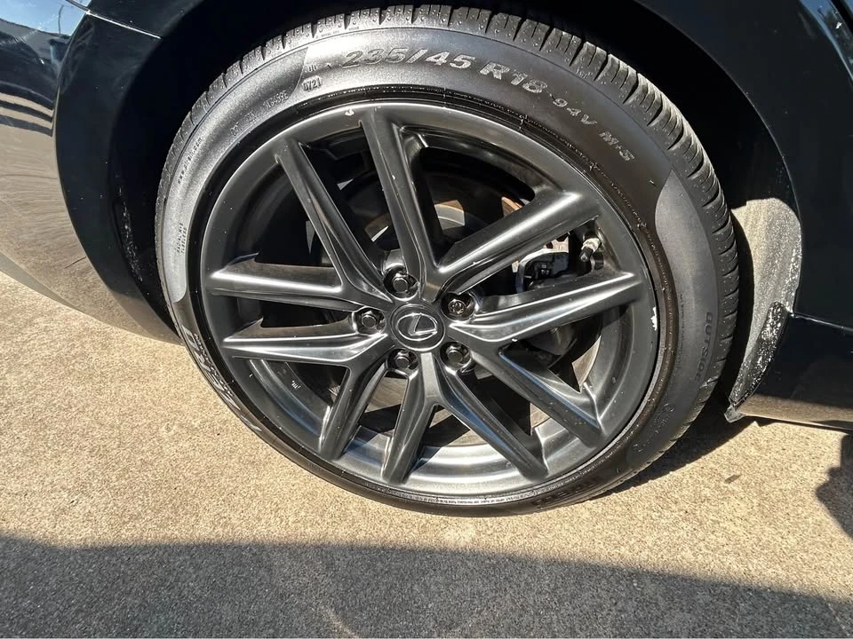 2020 Lexus IS 3rd Gen - Image 6 of 7