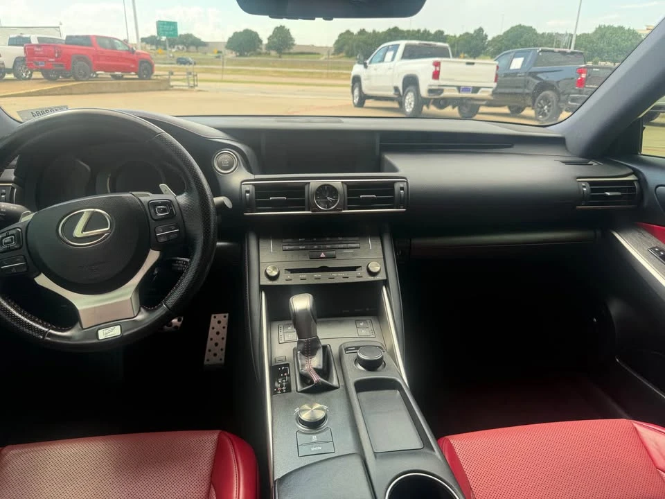 2020 Lexus IS 3rd Gen - Image 6 of 7