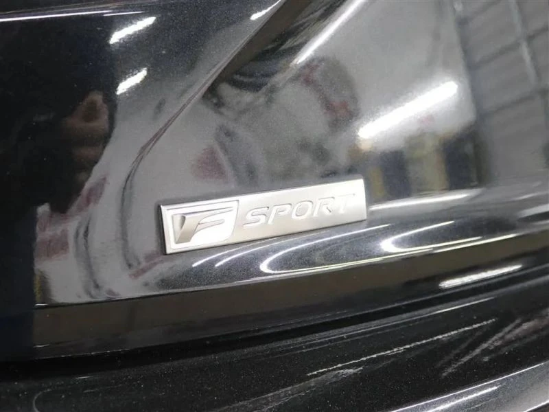 2020 Lexus IS 3rd Gen - Image 7 of 12