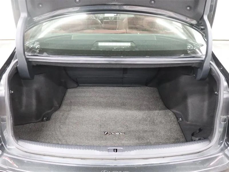2020 Lexus IS 3rd Gen - Image 6 of 12