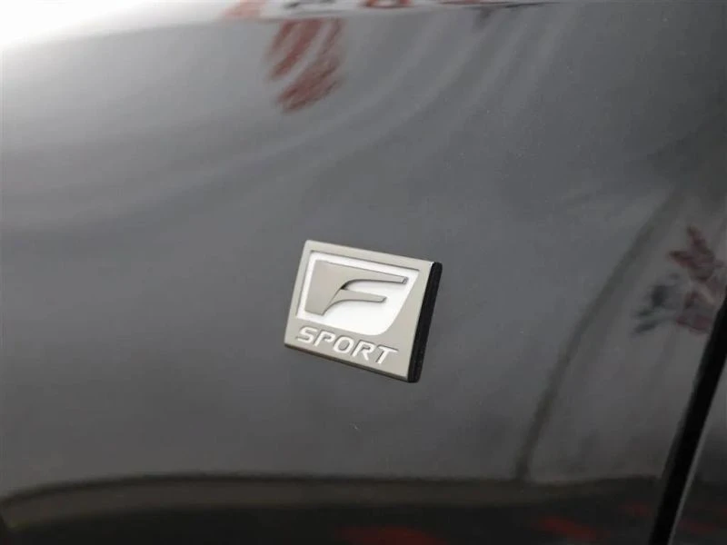 2020 Lexus IS 3rd Gen - Image 9 of 12