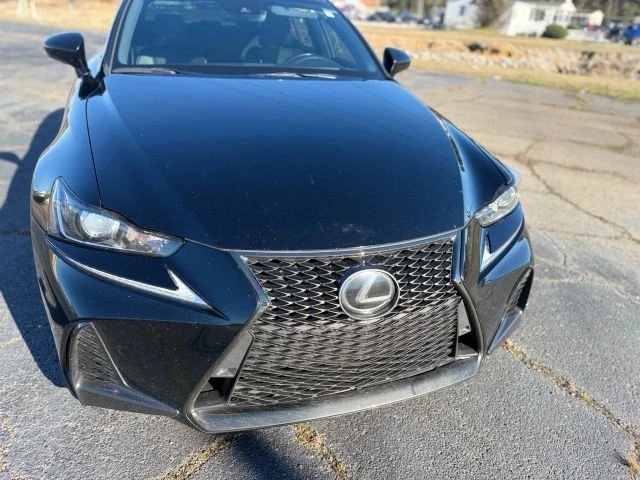 2020 Lexus IS 3rd Gen - Image 19 of 21