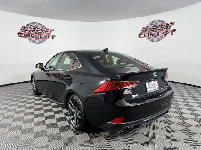 2020 Lexus IS 3rd Gen - Image 5 of 12