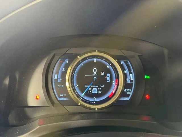 2020 Lexus IS 3rd Gen - Image 14 of 21