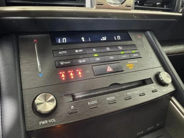 2020 Lexus IS 3rd Gen - Image 20 of 21