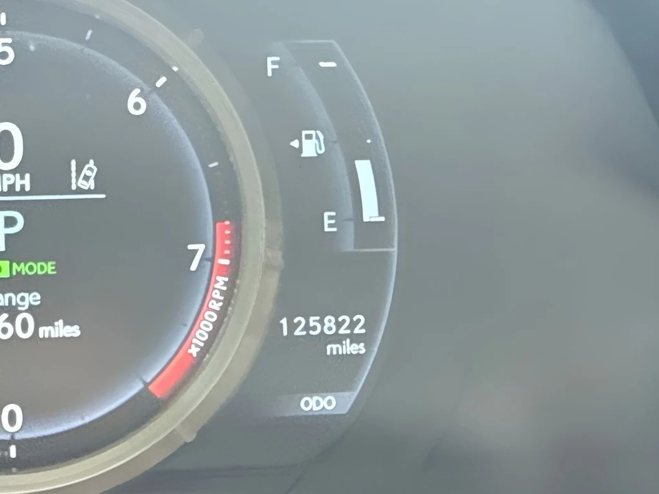 2020 Lexus IS 3rd Gen - Image 16 of 25