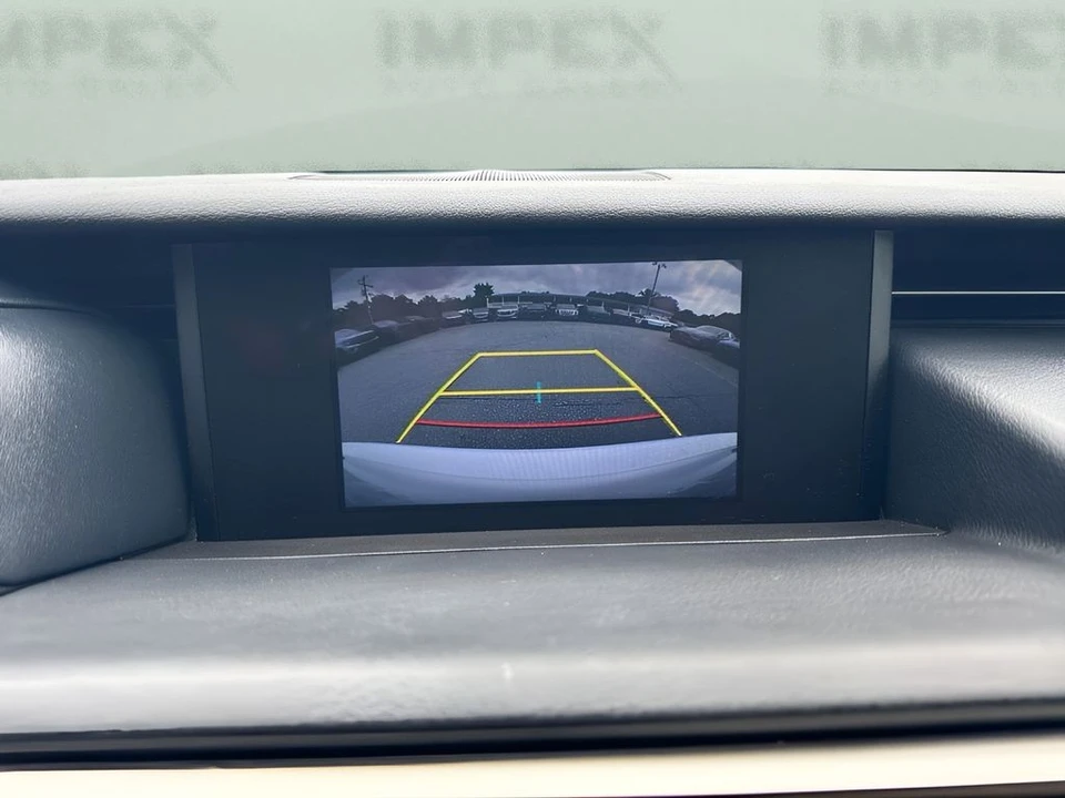 2020 Lexus IS 3rd Gen - Image 12 of 25
