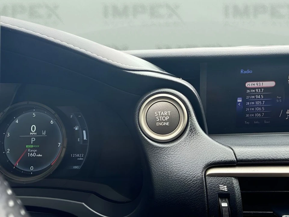 2020 Lexus IS 3rd Gen - Image 14 of 25