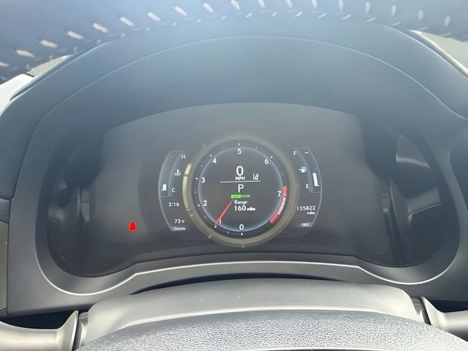 2020 Lexus IS 3rd Gen - Image 15 of 25