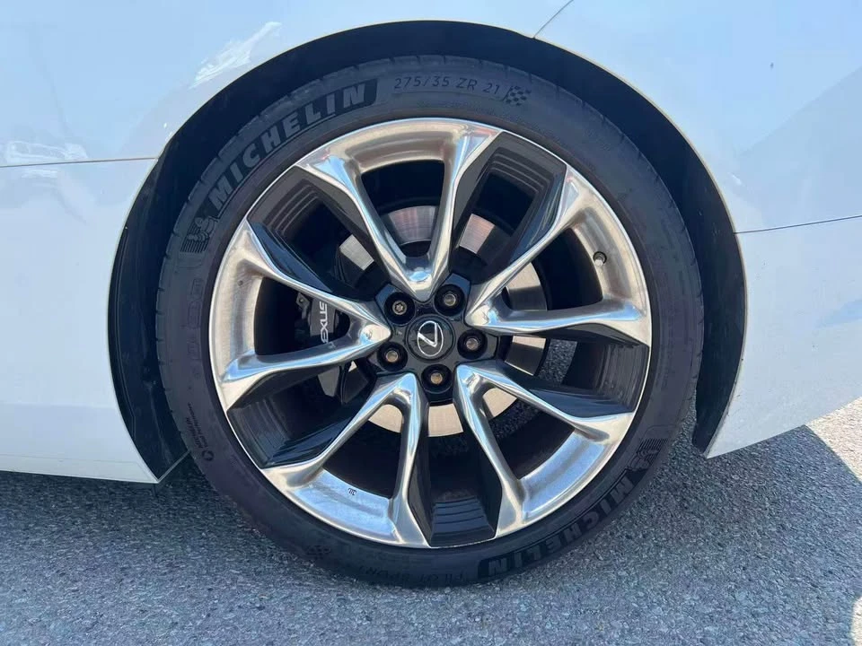 2020 Lexus LC - Image 8 of 8