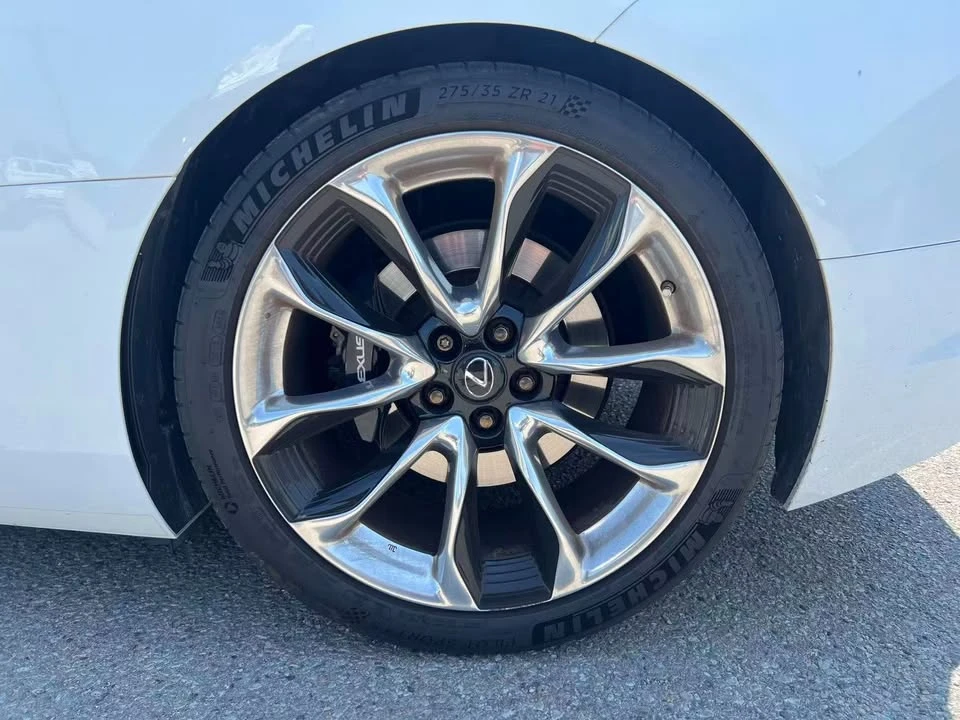 2020 Lexus LC - Image 6 of 9