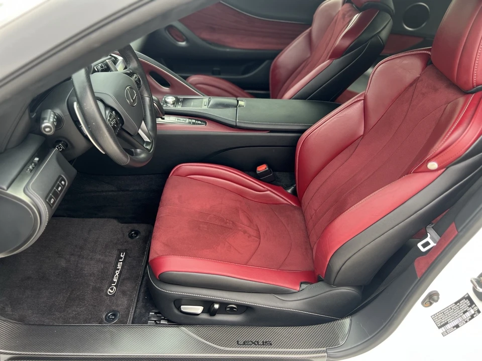 2020 Lexus LC - Image 13 of 21