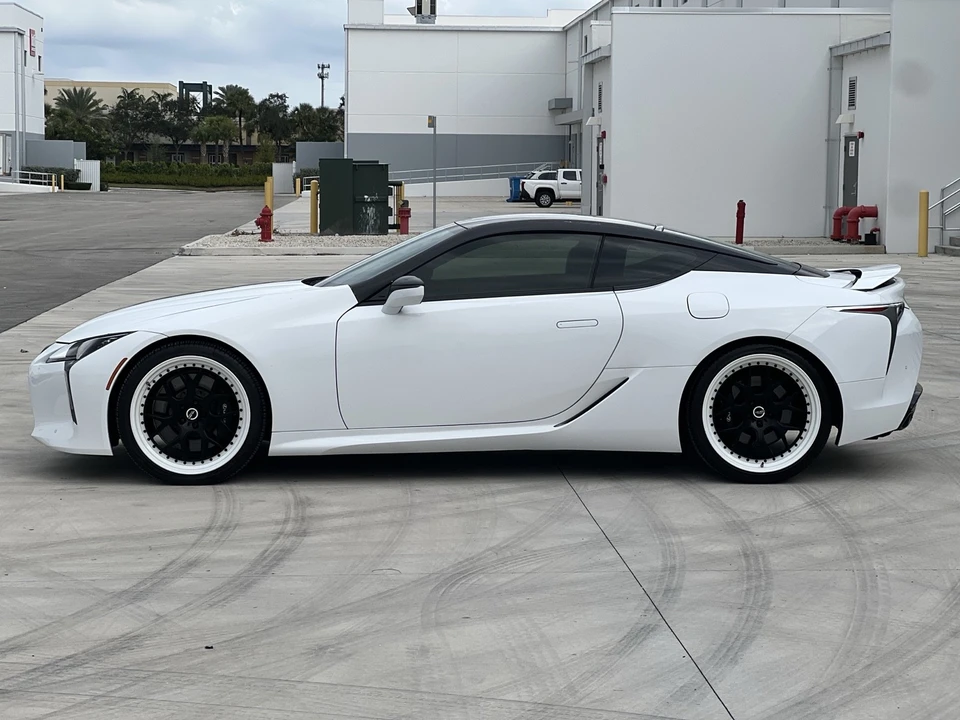 2020 Lexus LC - Image 5 of 21