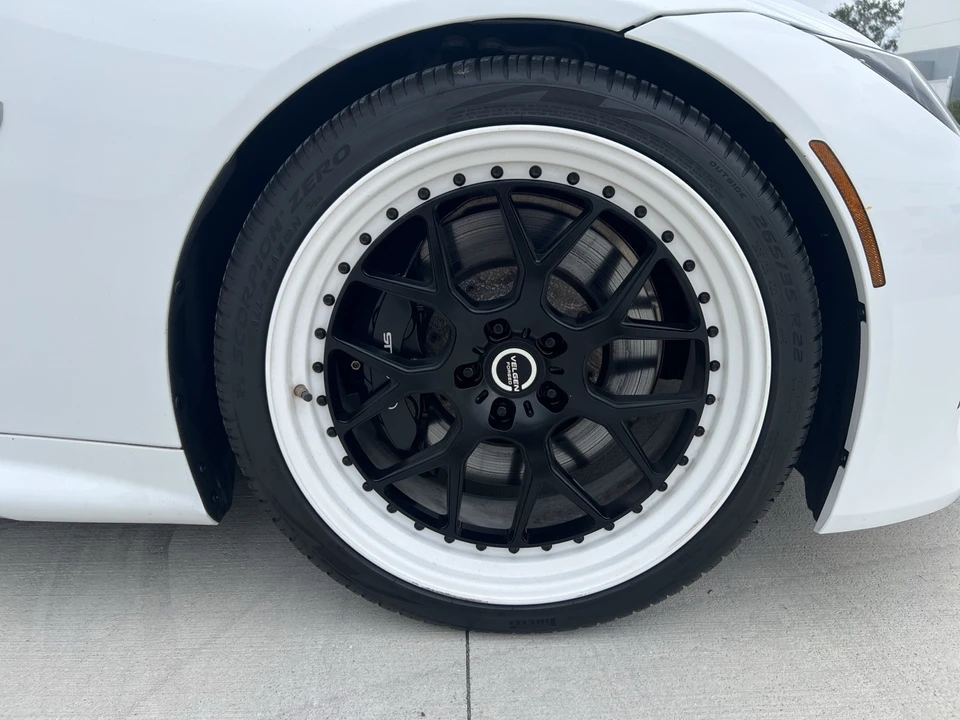 2020 Lexus LC - Image 10 of 21
