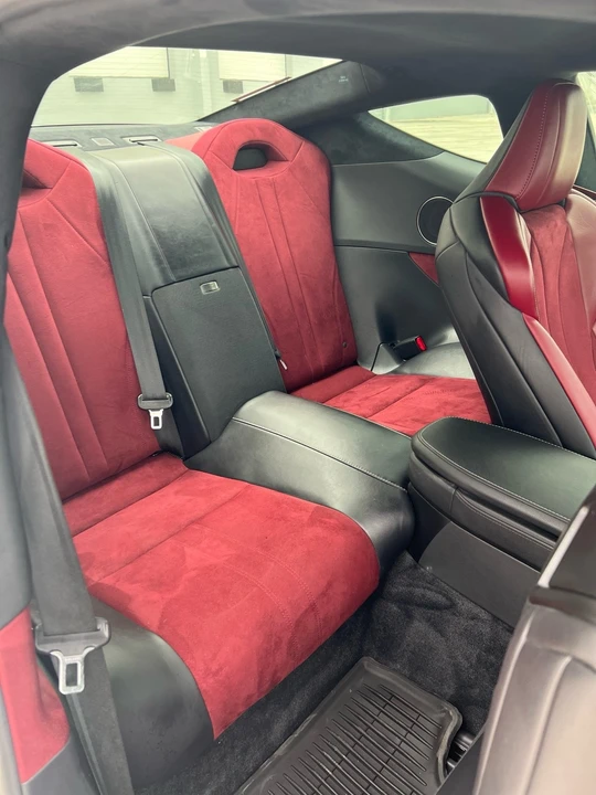 2020 Lexus LC - Image 16 of 21