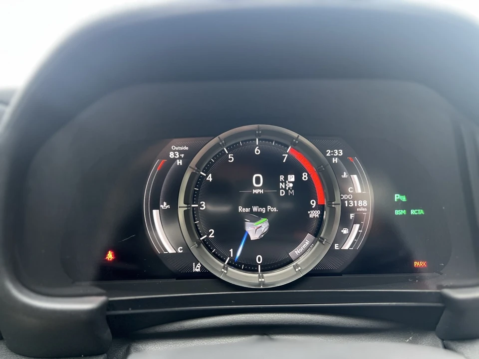 2020 Lexus LC - Image 17 of 21