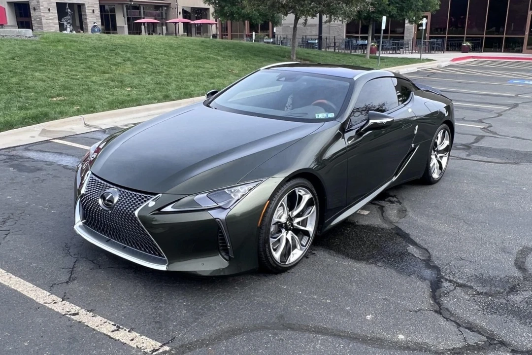 2020 Lexus LC - Image 5 of 31