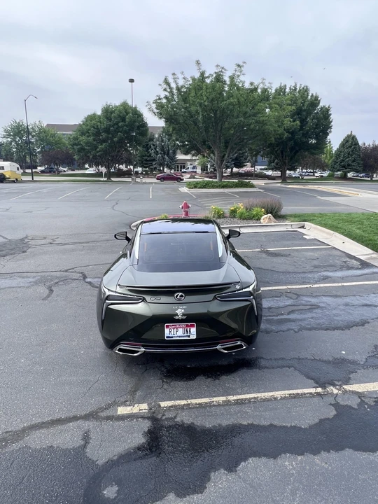2020 Lexus LC - Image 10 of 31