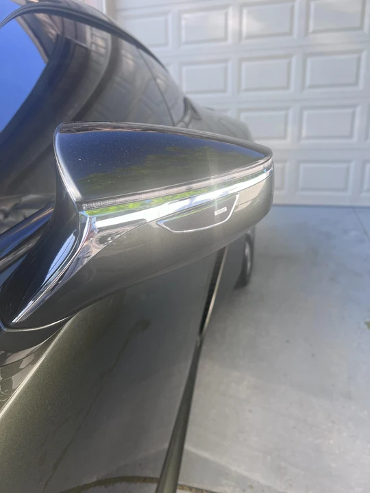 2020 Lexus LC - Image 25 of 31