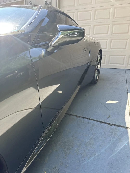 2020 Lexus LC - Image 17 of 31