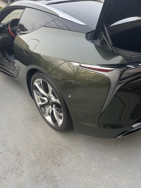 2020 Lexus LC - Image 19 of 31