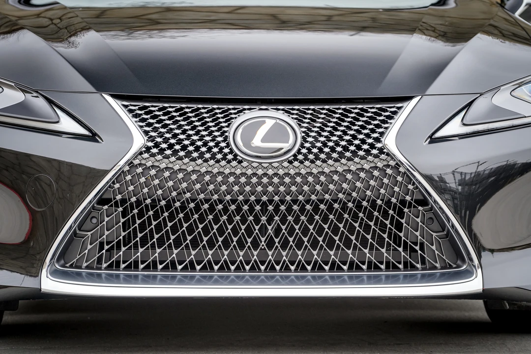 2020 Lexus LC - Image 31 of 31