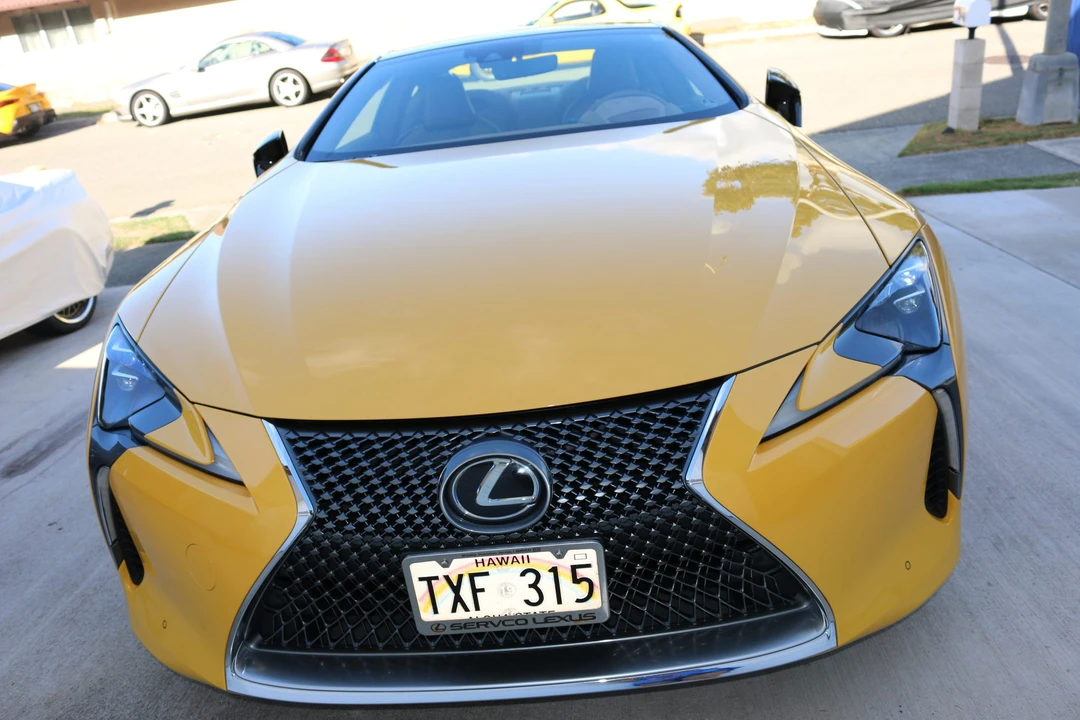 2020 Lexus LC - Image 10 of 31