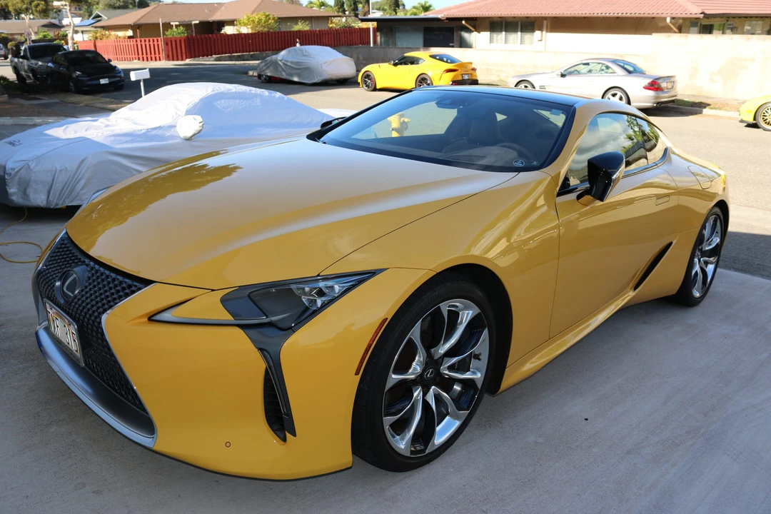 2020 Lexus LC - Image 11 of 31